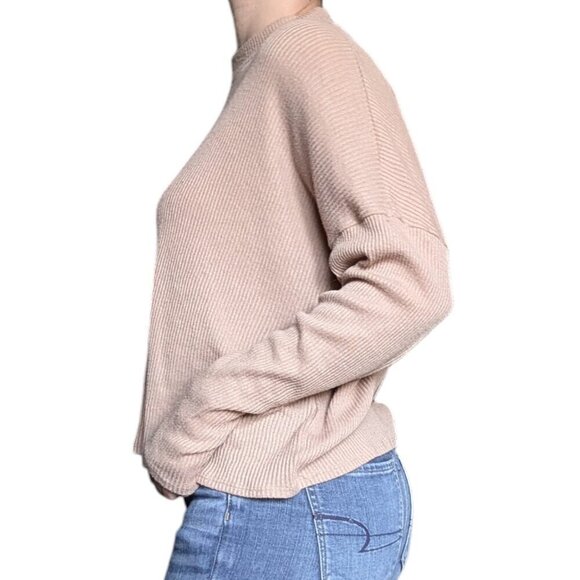 H&M Long Sleeve Beige Mock Turtleneck, Ribbed,  Oversized Sweater Women Size L - Picture 2 of 6